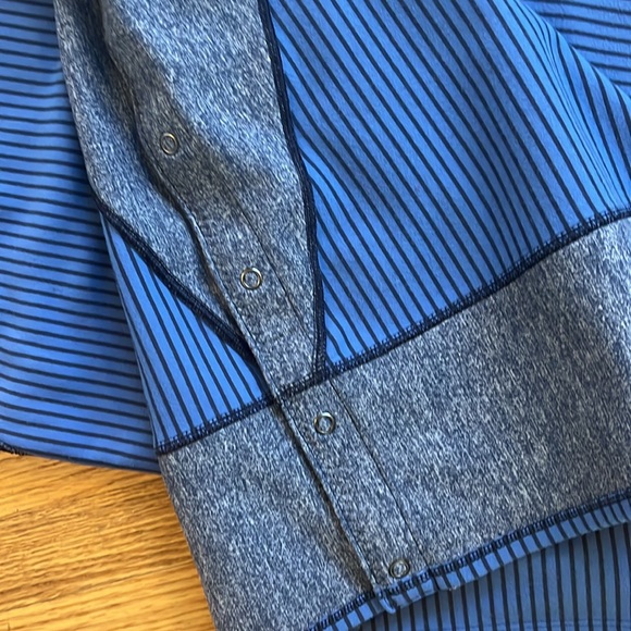 Lululemon blue vinyasa scarf - Picture 3 of 3